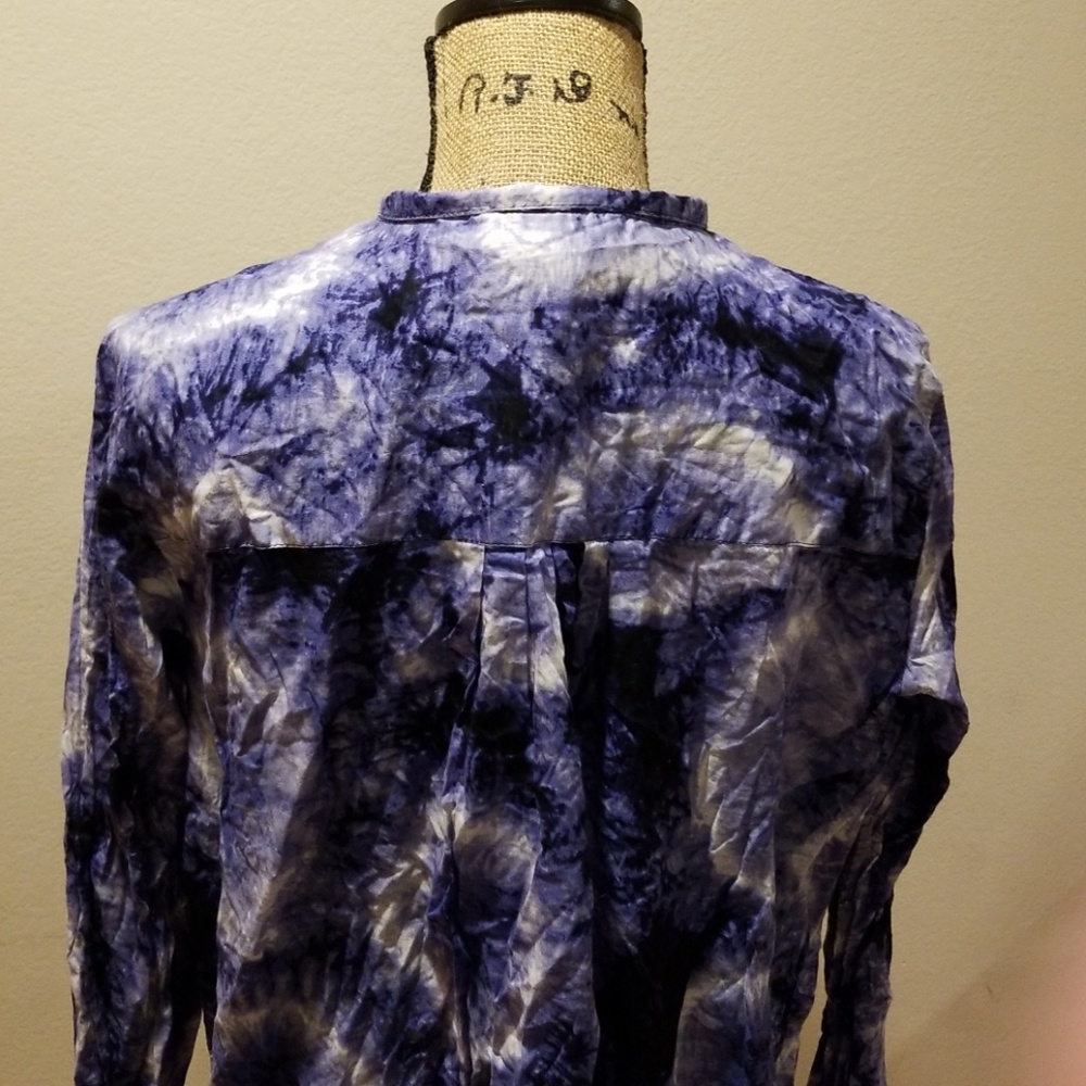 Michael Kors blue and white top - Picture 4 of 6